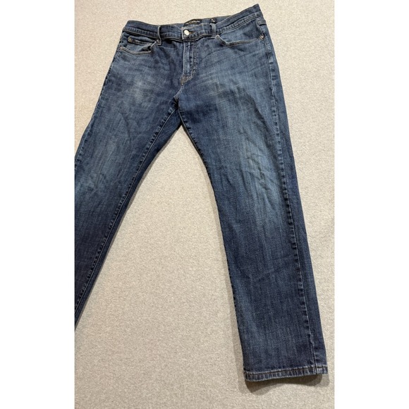 Lucky Brand Jeans Mens 38x32 221 Original Straight Denim Blue Jeans - Picture 3 of 14